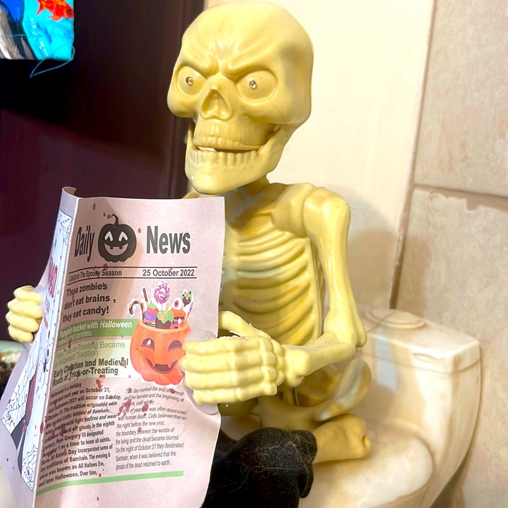 Buy from Me at a low price bundle to resell in your closet for profit!